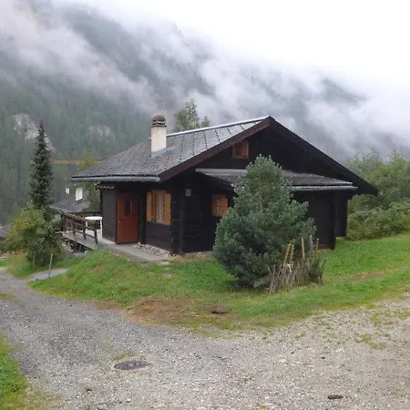 Apartment Sleeps 6 Wifi Zinal